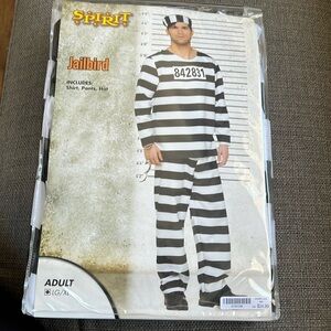 Spirit jailbird includes shirt, pants, hat